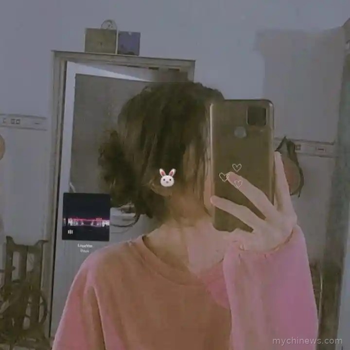 Cute Instagram DP for Girls Back Side