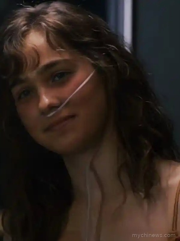 Sad dp Girl Alone