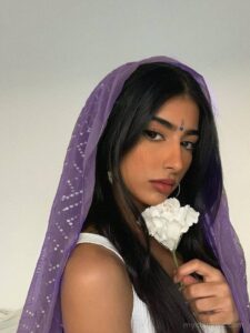 Unique dp for Girls