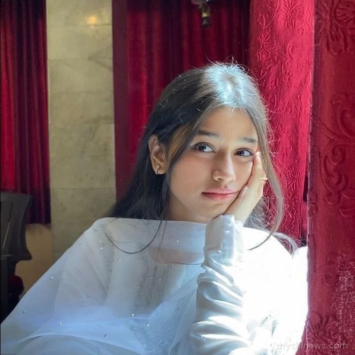 Cute Girl DP for Instagram Aesthetic