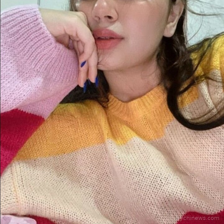 Cute Girl DP for Instagram Attitude