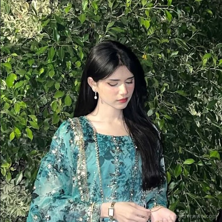 Cute Girl DP for Instagram Cartoon