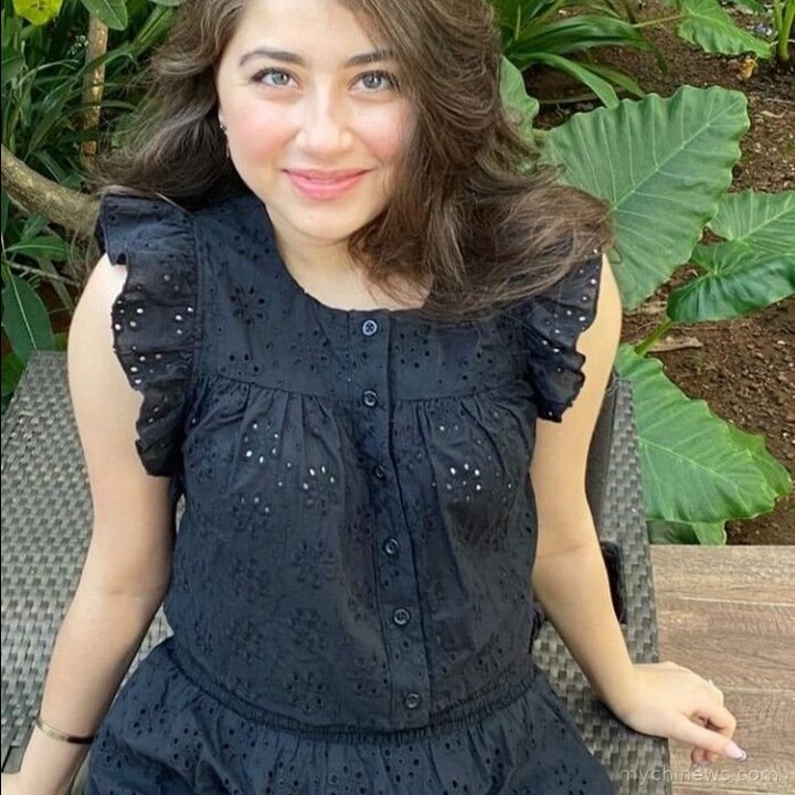Cute Girl DP for Instagram Stylish Hidden Face