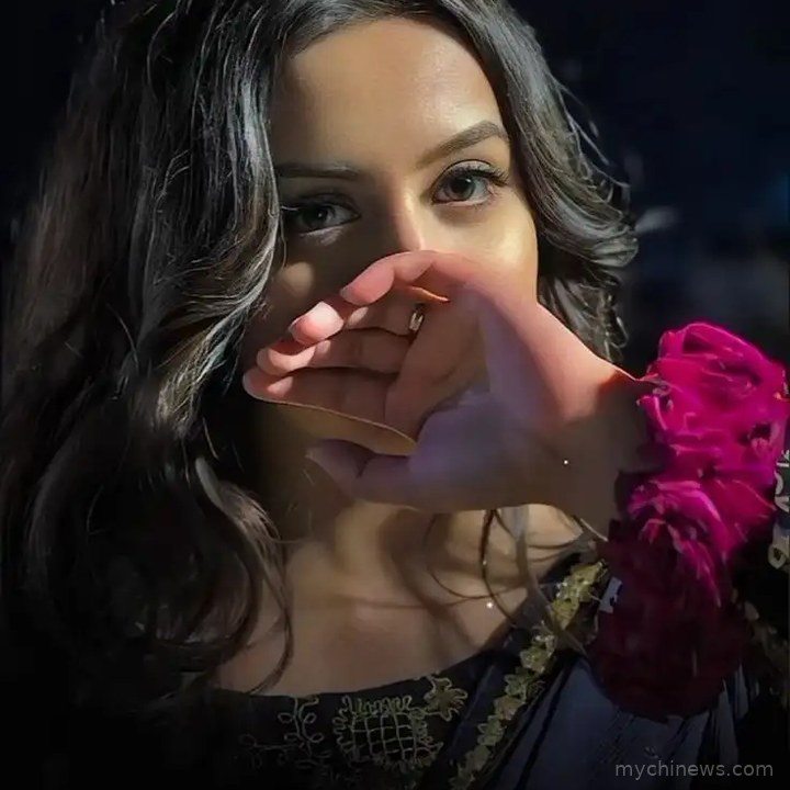 Hide Face DP For Girls