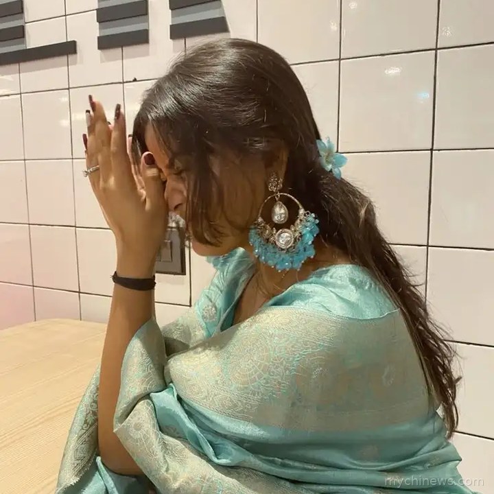Hide Face DP Girl