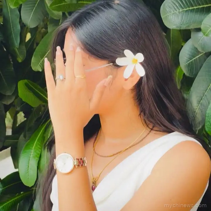 Instagram DP Girls Hidden Face